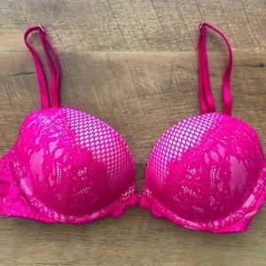 Victoria’s Secret Very Sexy Push-up Bra, 32b